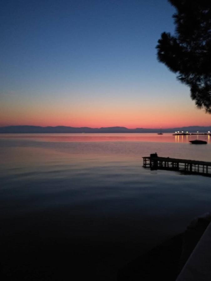 Вілла Blue Horizon Букарі Екстер'єр фото